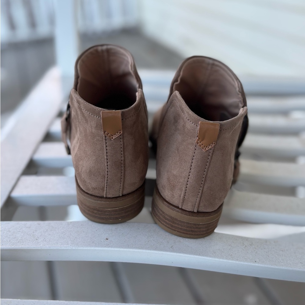 Dr. Scholl's Brown Ankle Booties with Side Zipper - Picture 4 of 8